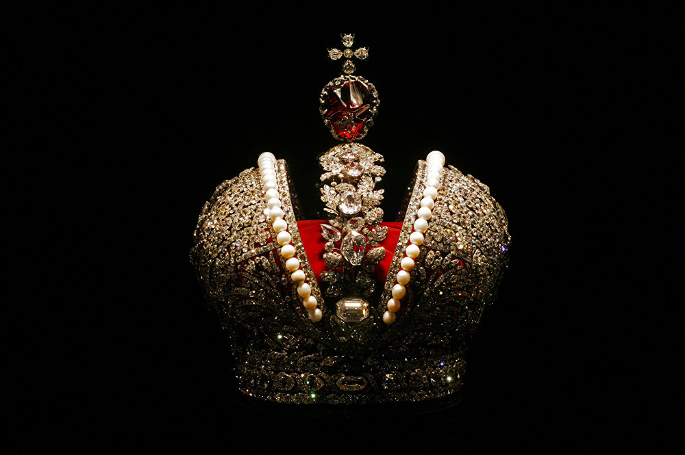 «главный символ власти русских монархов. Императорская корона?»